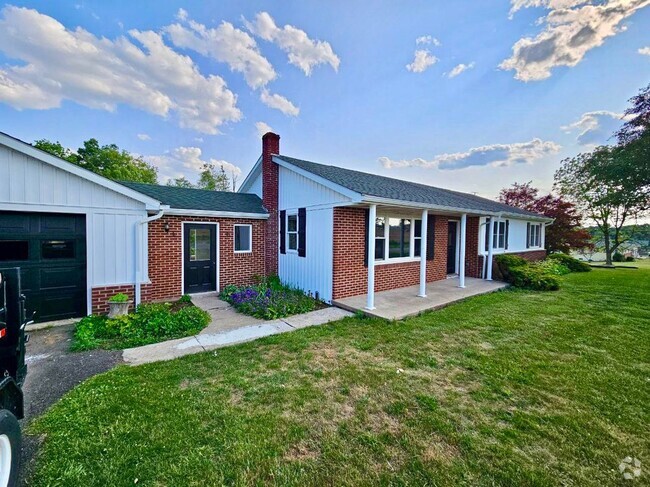 Building Photo - 1270 Ridge Rd Rental