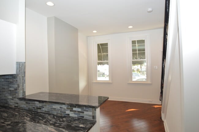 Photo - Beautifully Renovated 2BR Fishtown Home with Deck AVAIL 6/1