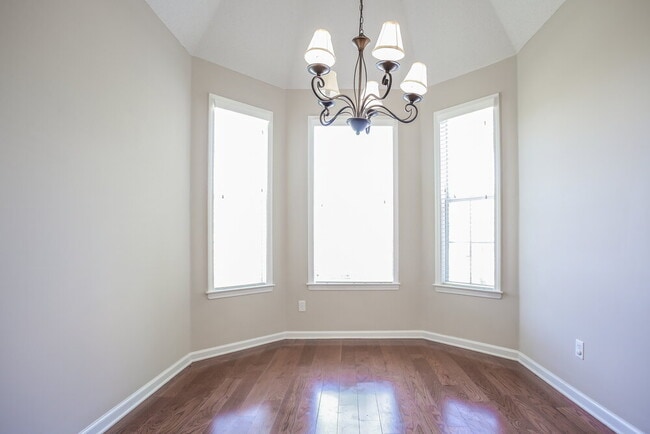 Photo - 4960 Bending Creek Cove