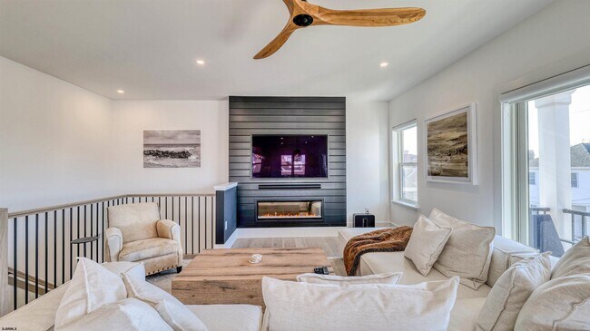 Photo - 107 N New Haven Ave Unit 2