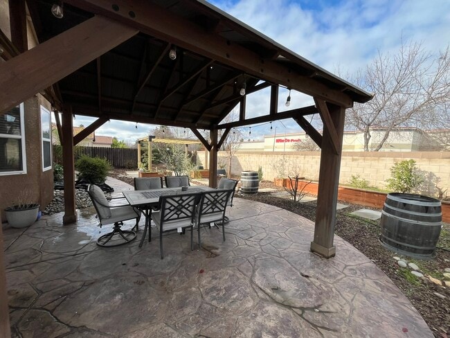 Photo - 5183 E Lowe Ave