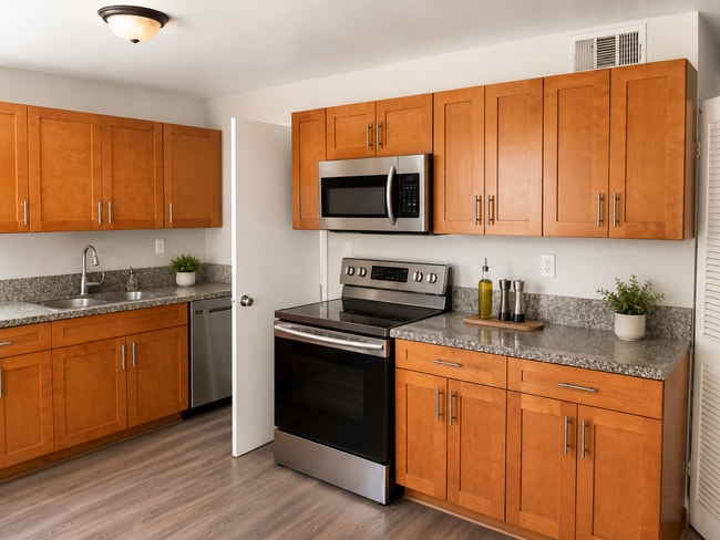 Photo - 5648 NW 28th St