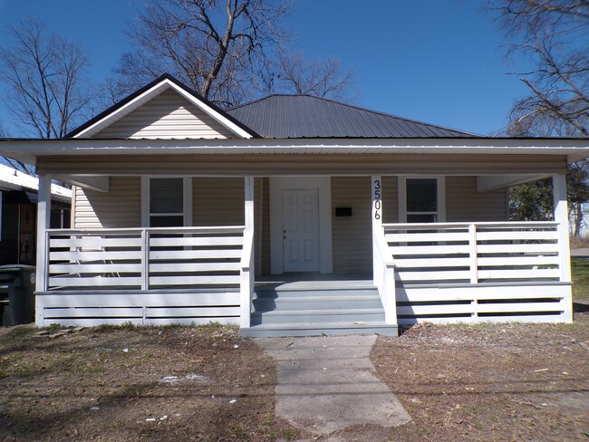 Building Photo - 3506 Avenue C Rental