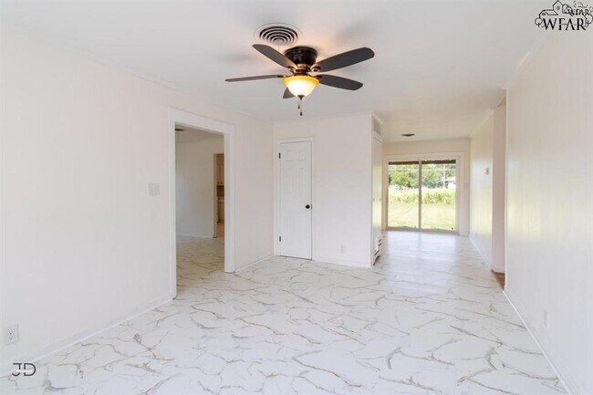 Photo - 1624 Sunnyside Ln