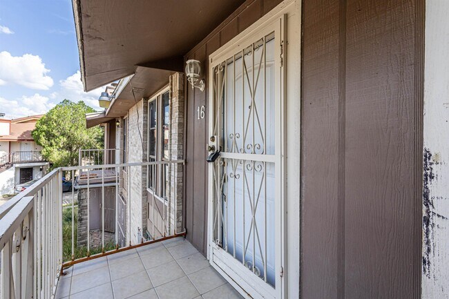 Photo - 412 Gale St Unidad 16
