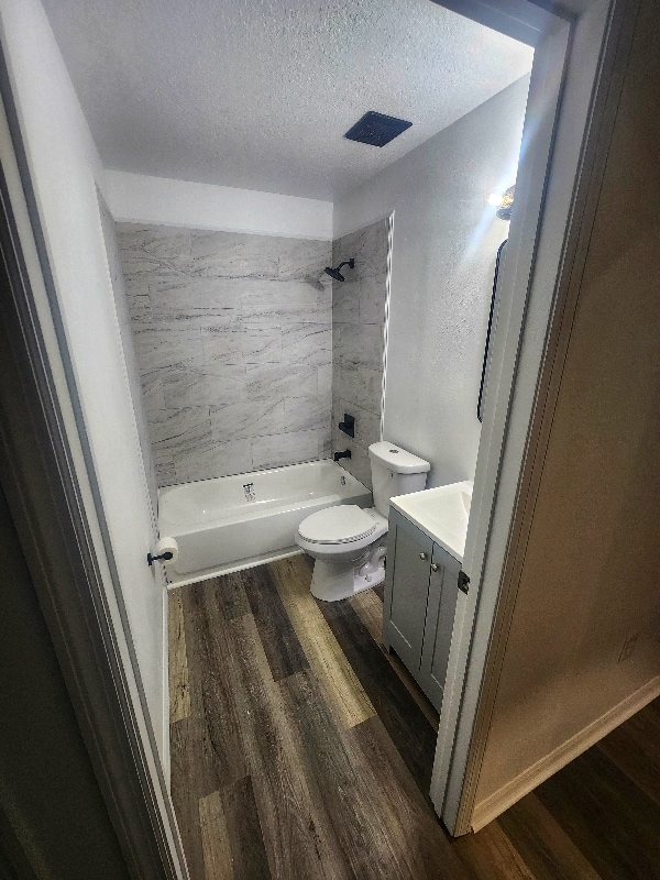 Photo - 5710 Graham St