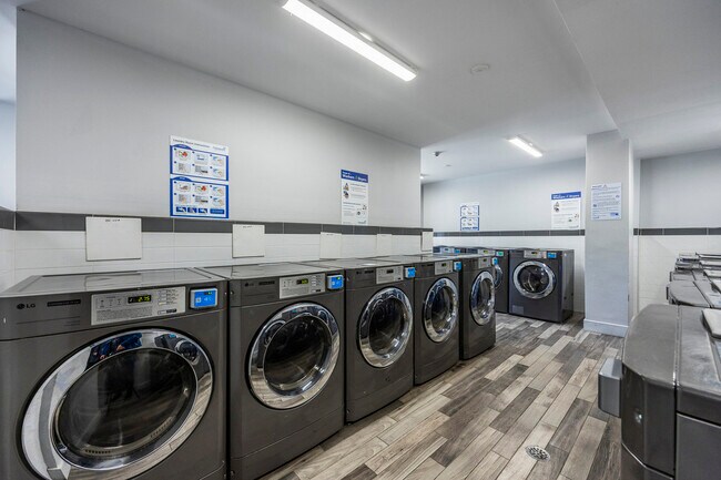 Photo - Cedarwood Suites