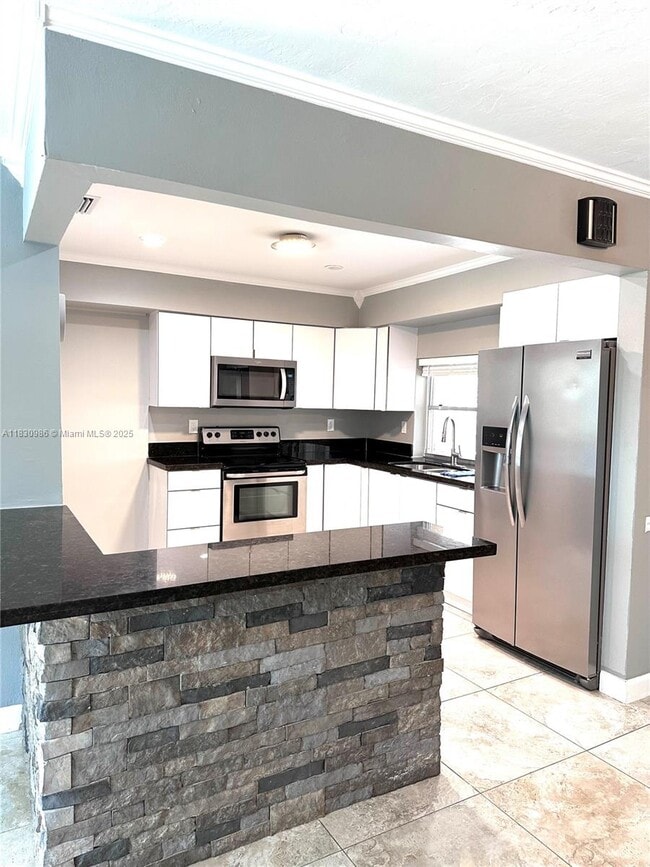 Photo - 8761 NW 12th St