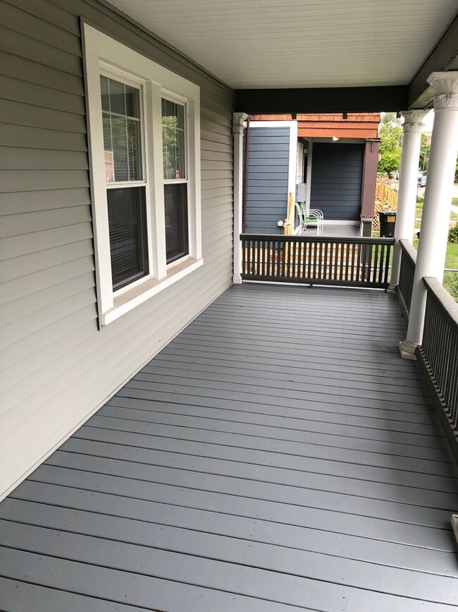 Photo - $1,600 - Newly Renovated 3 Bedroom Home With Study