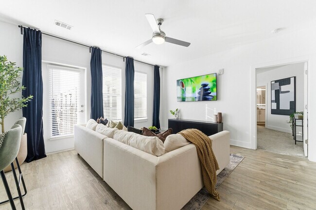 Photo - 220 Bill Kennedy Wy SE Unidad ID1460017P