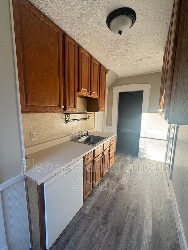 Photo - 69 Turnpike St Unit A