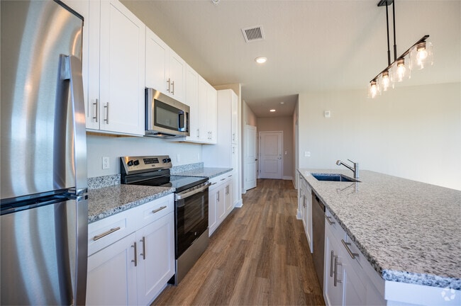 3BR, 2BA - Kitchen