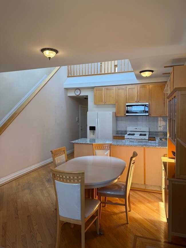 Photo - 2645 W Haddon Ave