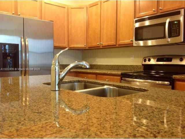 Photo - 2950 St Thomas Dr