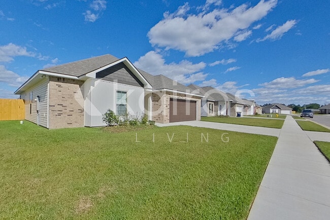 Photo - 102 Hendrix Rd