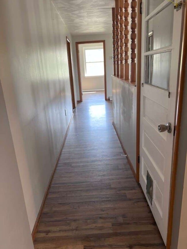 Building Photo - 1024 3rd Ave Unit 2nd Fl.