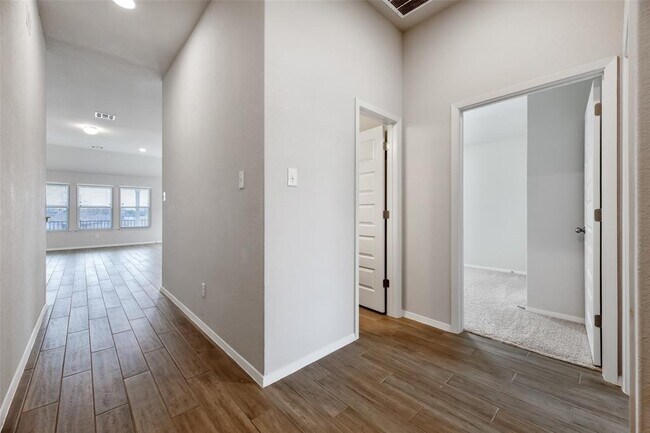 Photo - 359 Spiny Lizard Ln