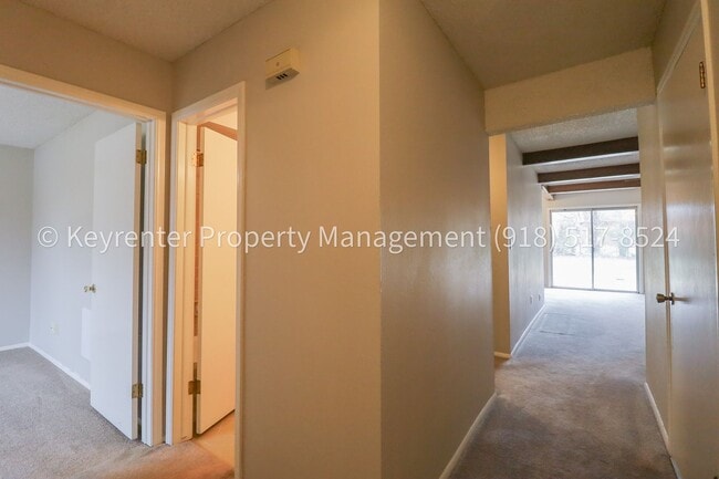 Photo - 6125 S Troost Ave Unit 6125