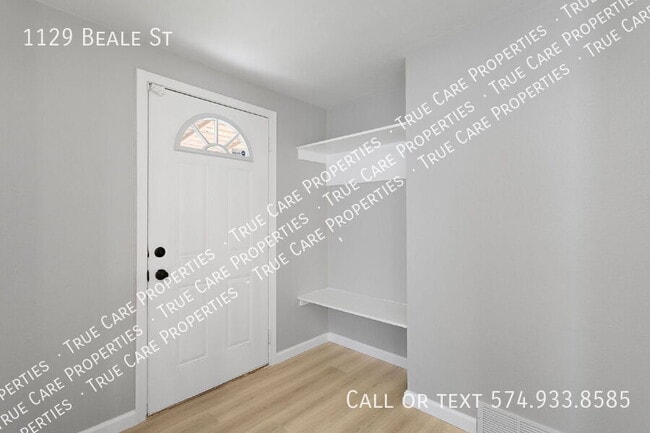 Photo - 1129 W Beale St