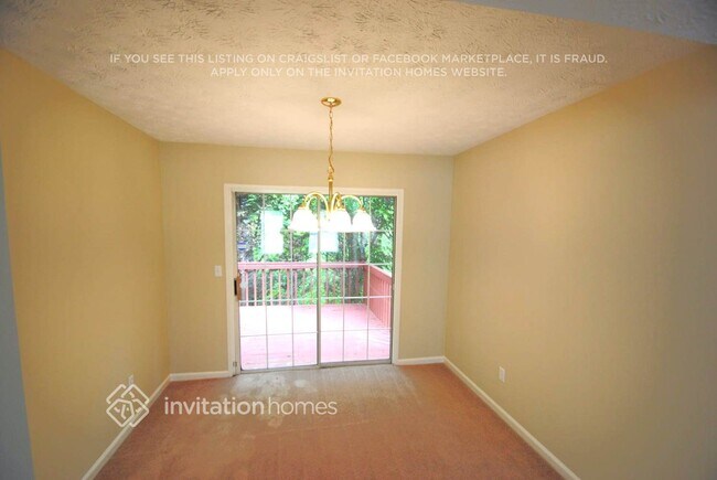 Photo - 5695 Western Hills Dr