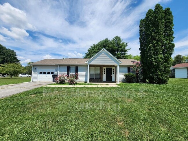 Photo - 1600 Garden Ln