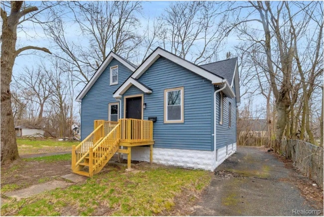 Photo - 15907 Blackstone St