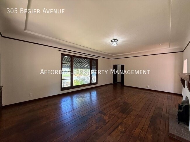 Photo - 305 Begier Ave