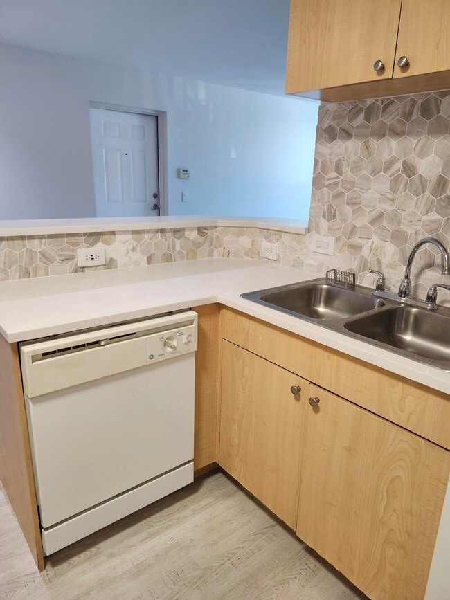 Photo - 505 Villa Cir