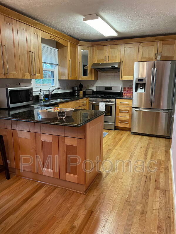 Photo - 1917 Agate Dr