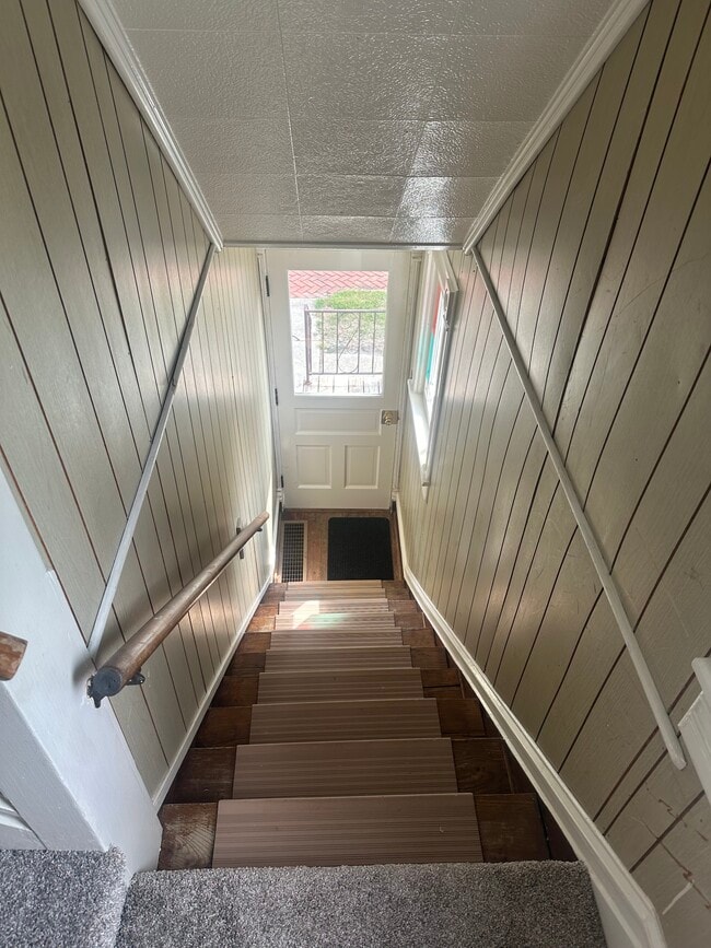 Photo - 71 1/2 Flory Ave Unit 71.5 flory avenue