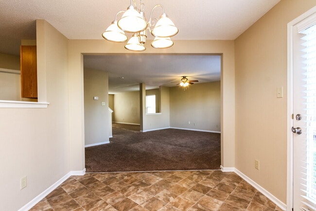 Photo - 15226 Clear St