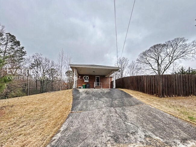 Photo - 3 Bed, 2 Bath Home with Carport / Pet-Friendly / Coming Soon!