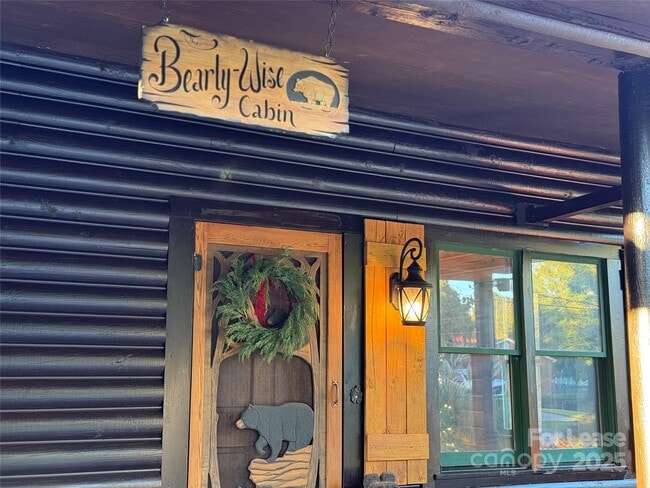 Photo - 1011 Lakeshore Dr