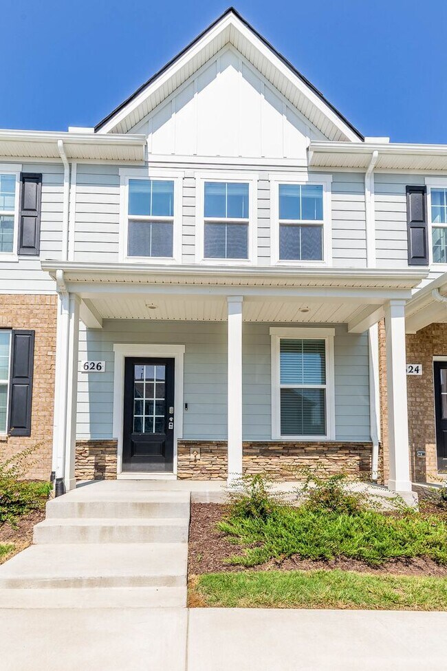 Photo - 626 Longtail Ln