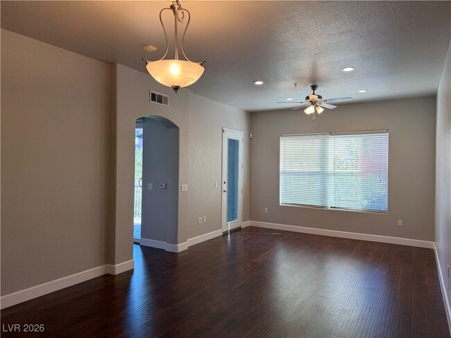 Building Photo - 56 E Serene Ave Unit 208