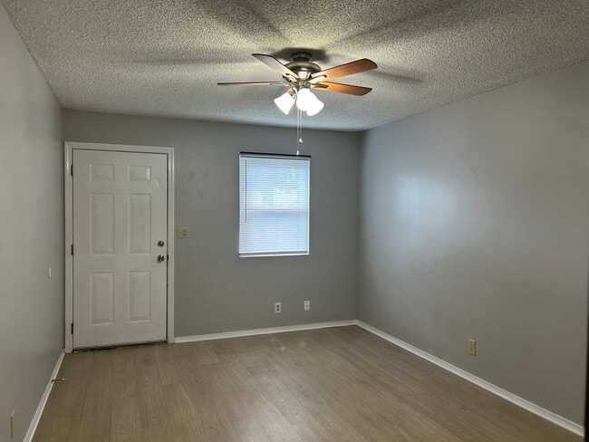 220 Brooke Lynn Dr Unit D