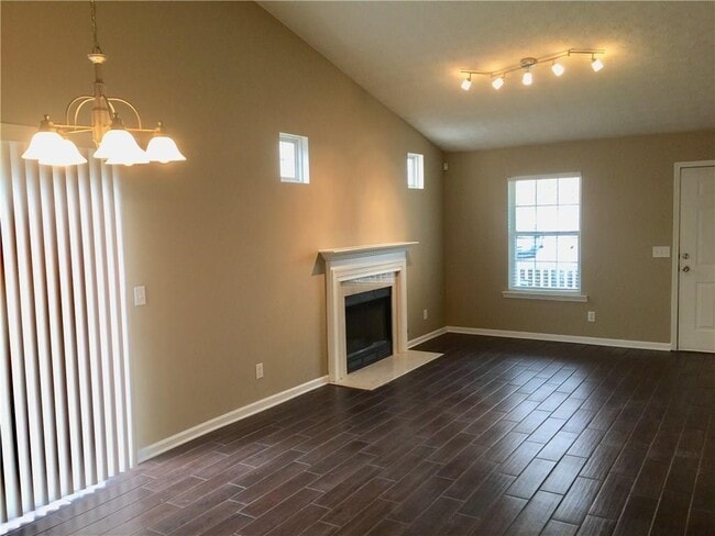 Photo - 2040 Keenland Ct