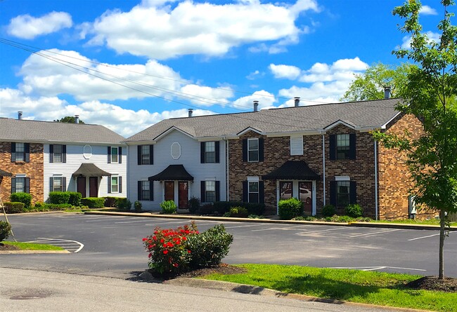 Windridge Farms - 196 Edgewood Drive Townhome