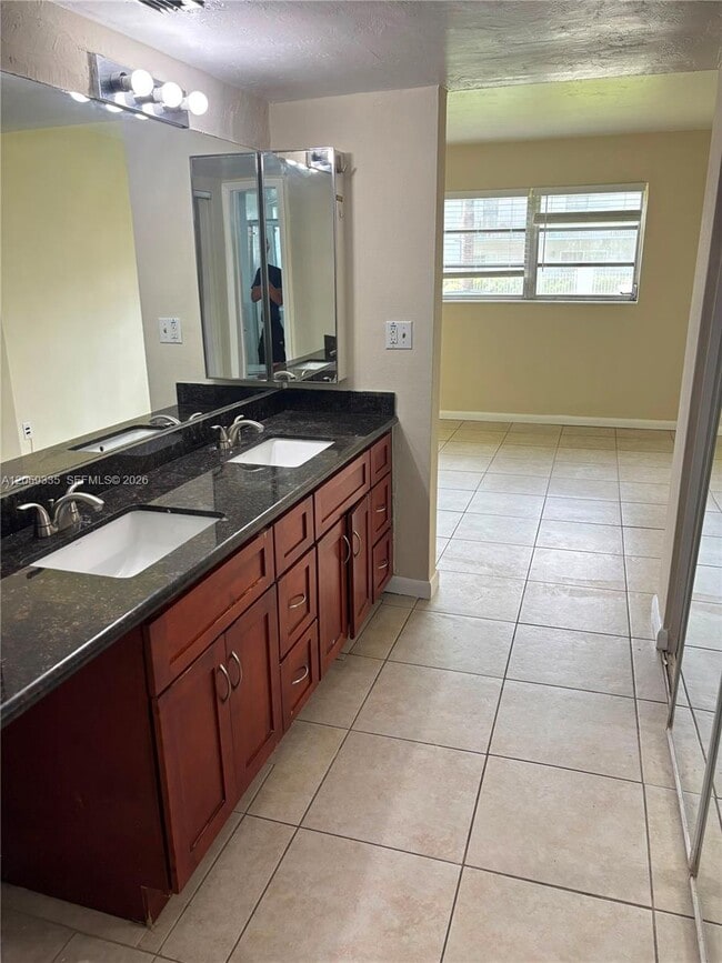 Photo - 7410 SW 82nd St Unit K103