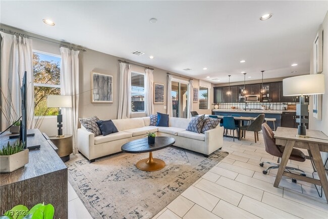 Photo - 1506 Visible Ave