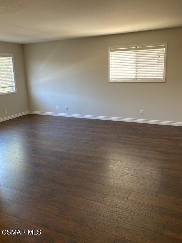 2075 N Avenida Vista Del Monte