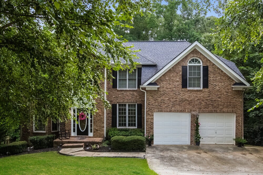Photo - 332 Woodbrook Crest