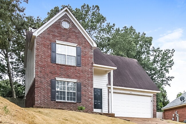 Photo - 5731 Riverhead Ave