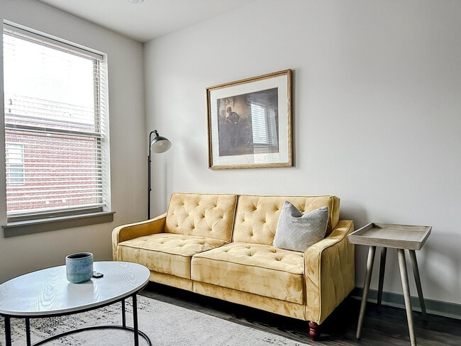 Photo - 111 E 4th St Unit ID1036789P