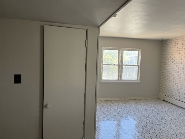 Photo - 7012 Kennedy Ave Unidad 2