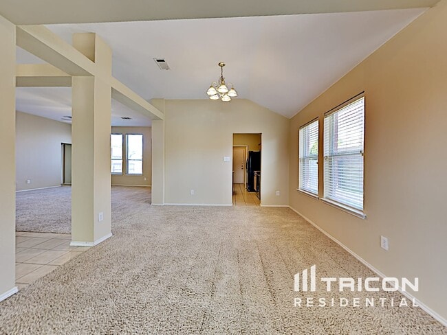 Photo - 1567 Nottingham Dr