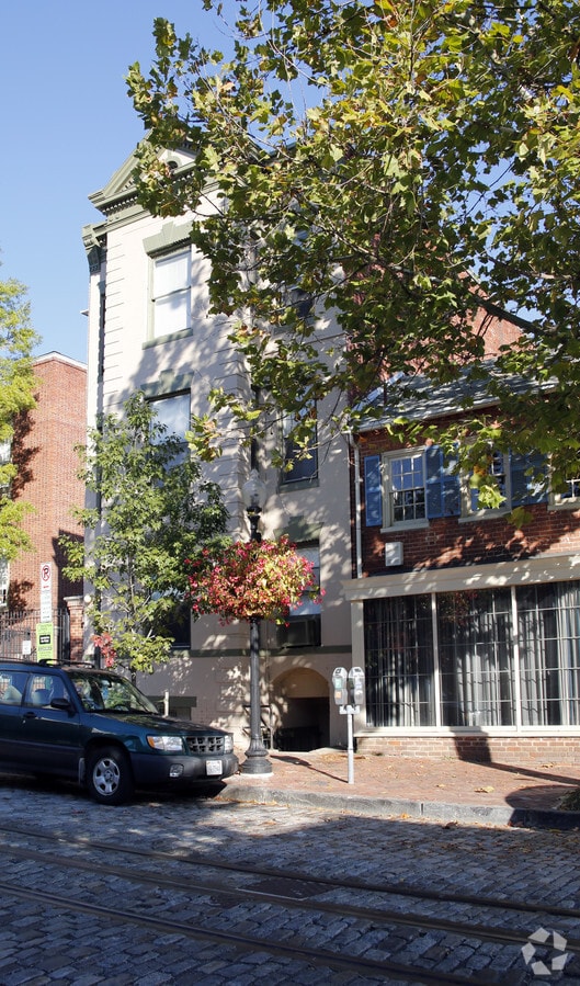 Photo - 3215 O St NW