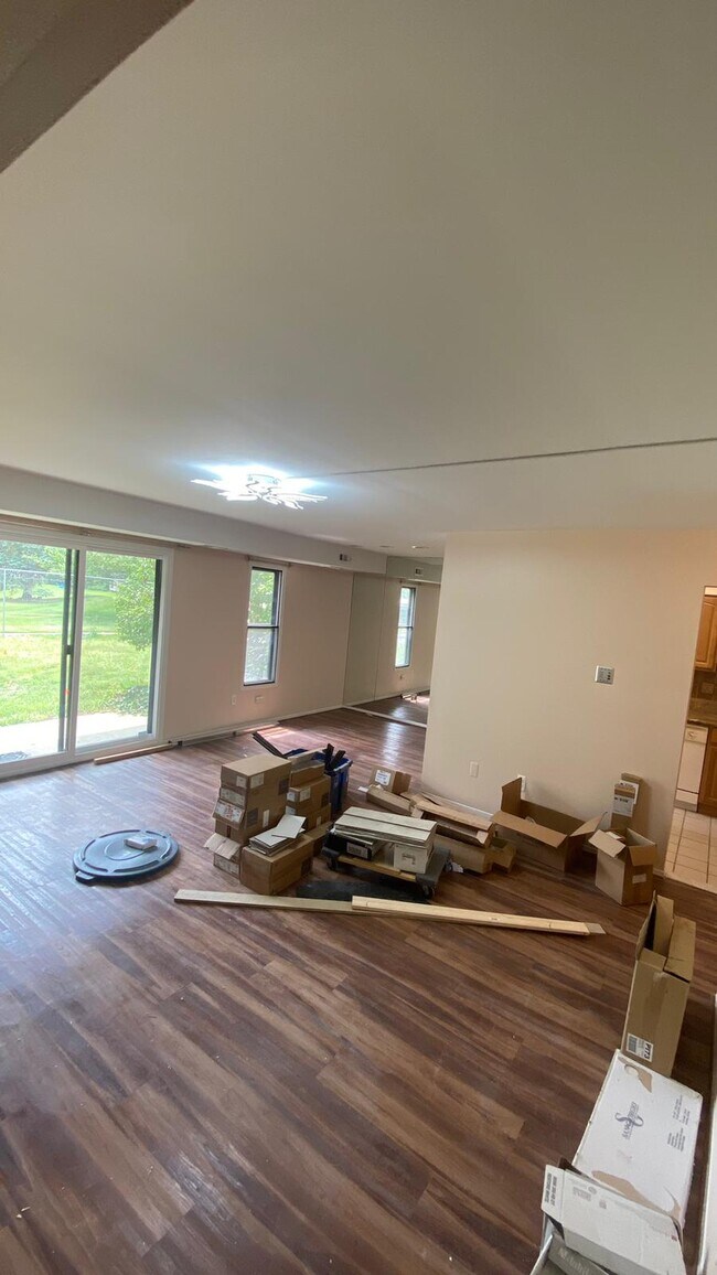 Photo - 30535 W 14 Mile Rd Unit 1