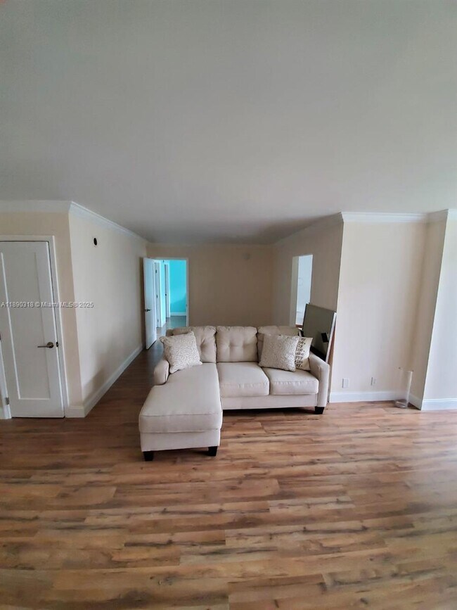 Photo - 1 bedroom in Sunny Isles Beach FL 33160