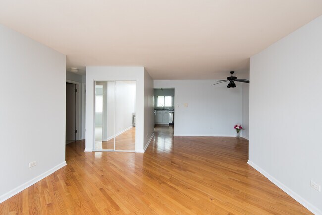 Photo - 2241 W Nichols Rd Unit C